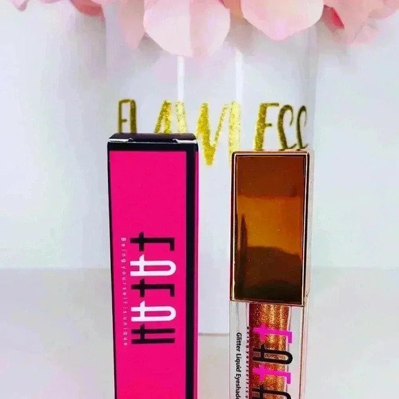 ✨ 1 Glitter Liquid Eyeshadow (Cruelty Free & Vegan 🌱) - Picture 16 of 16